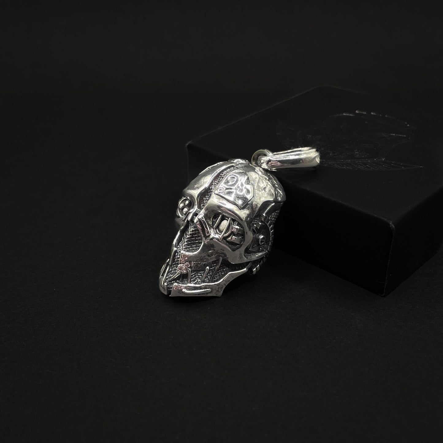 Sterling Silver Dishonored Corvo Skull Mask Pendant