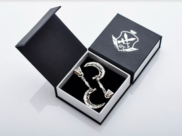 {{jewelry_for_geeks}} - {{ GameFanCraft}} Pendant Silver Jargal Sickle