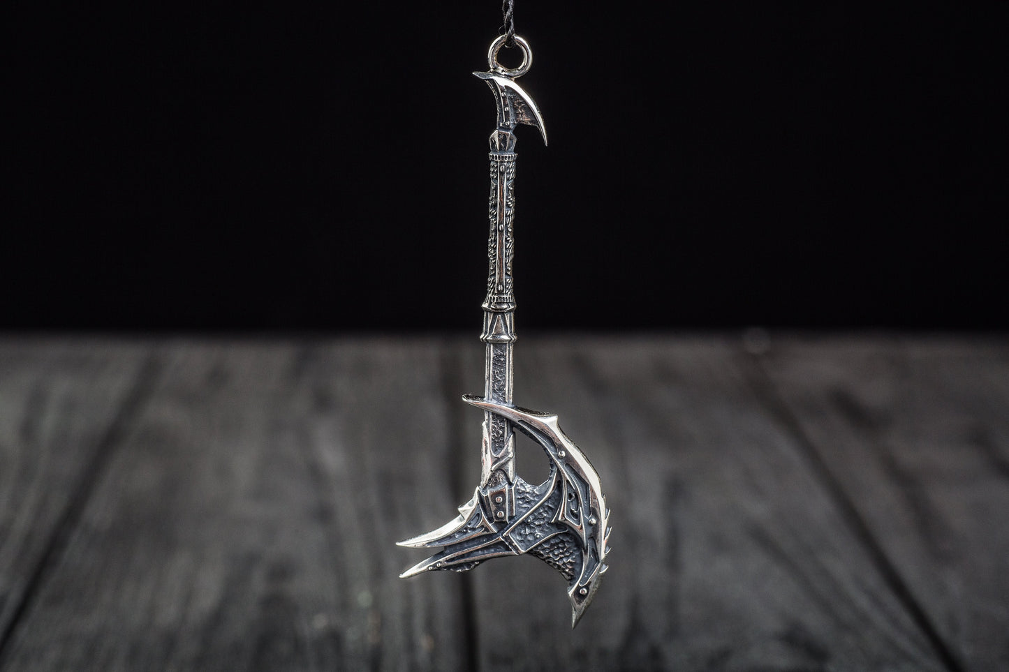 {{jewelry_for_geeks}} - {{ GameFanCraft}} Pendant Silver Daedric Battle Axe Pendant