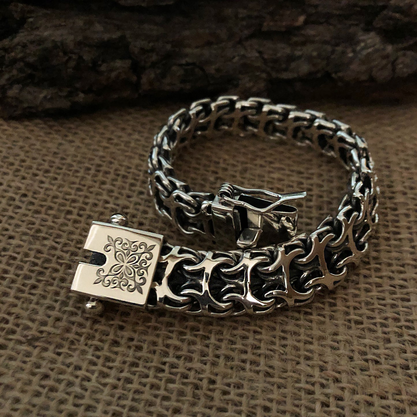 {{jewelry_for_geeks}} - {{ GameFanCraft}} Bracelet Silver bracelet "Ramses"