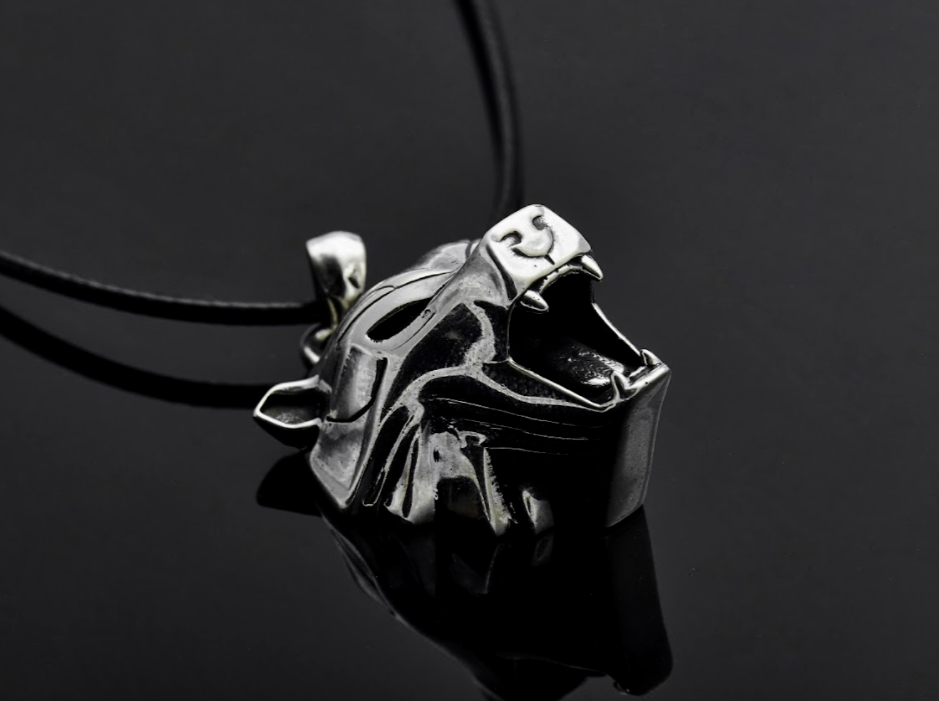 {{jewelry_for_geeks}} - {{ GameFanCraft}} Pendant Witcher Pendant the School of Bear