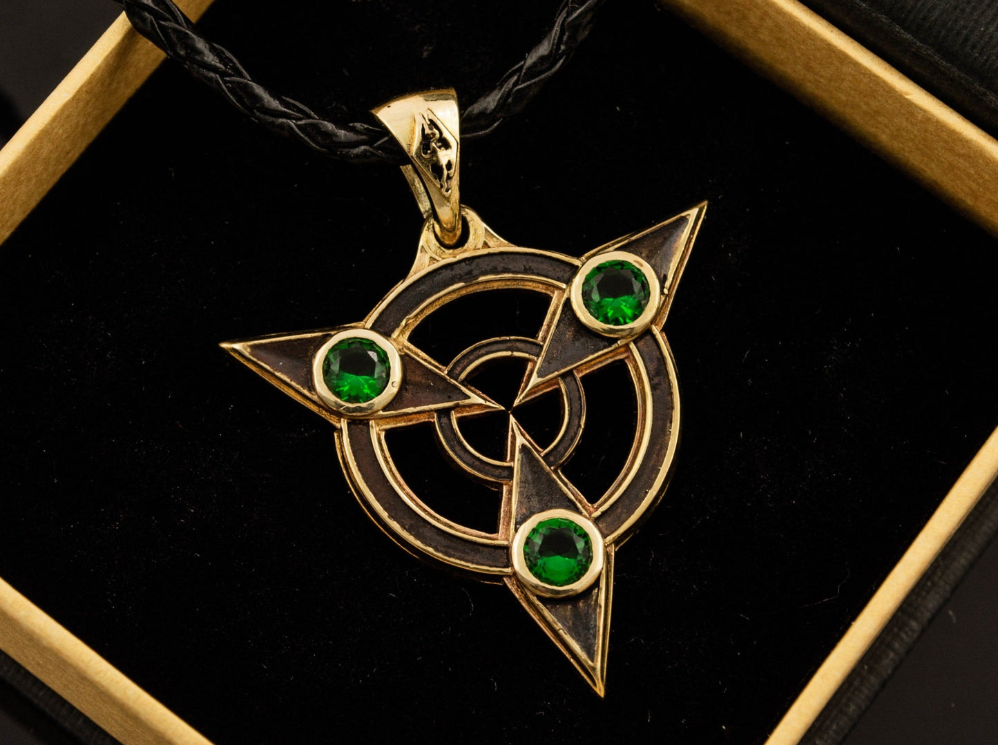 {{jewelry_for_geeks}} - {{ GameFanCraft}} Pendant Silver Amulet of Articulation Pendant