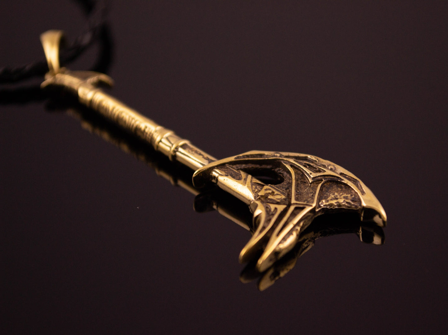 {{jewelry_for_geeks}} - {{ GameFanCraft}} Pendant Brass Daedric Battle Axe Pendant