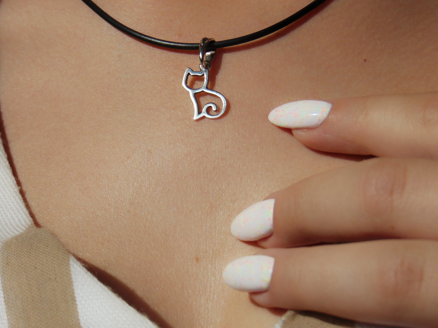 {{jewelry_for_geeks}} - {{ GameFanCraft}} Pendant Silver Cat silhouette pendant