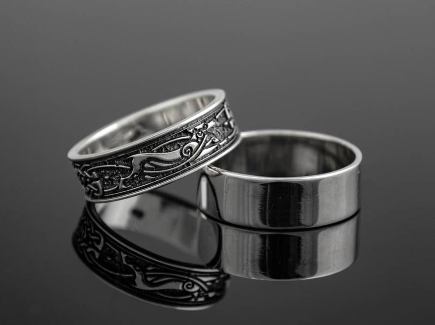 {{jewelry_for_geeks}} - {{ GameFanCraft}} Ring Silver Scandinavian ring with an animal pattern