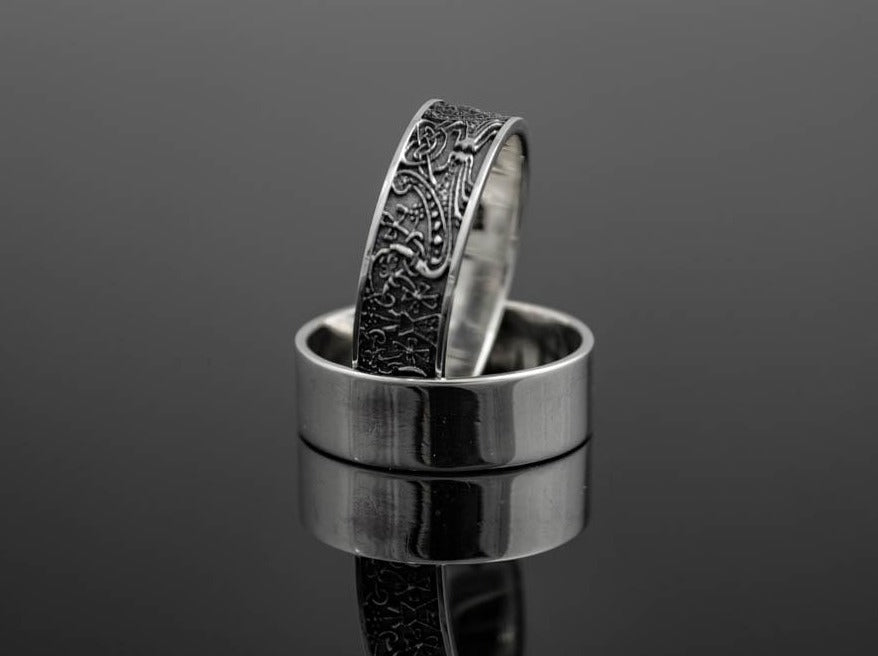 {{jewelry_for_geeks}} - {{ GameFanCraft}} Ring Silver Scandinavian ring with guarding symbols