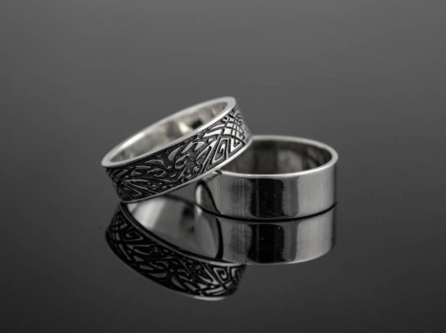 {{jewelry_for_geeks}} - {{ GameFanCraft}} Ring Silver Scandinavian ring with mysterious symbols