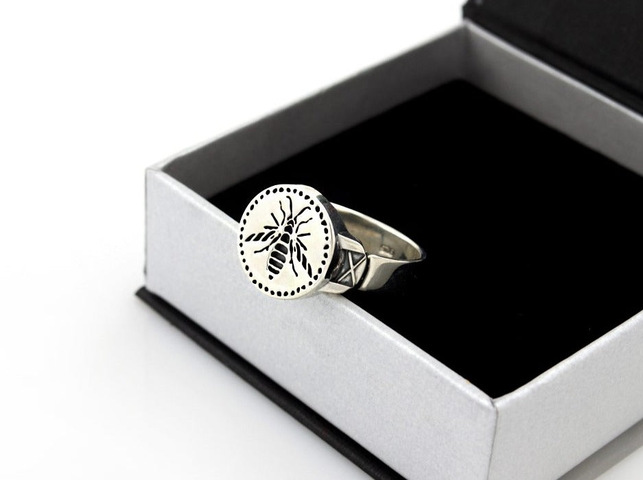 {{jewelry_for_geeks}} - {{ GameFanCraft}} Ring Silver Dark Souls Hornet Ring