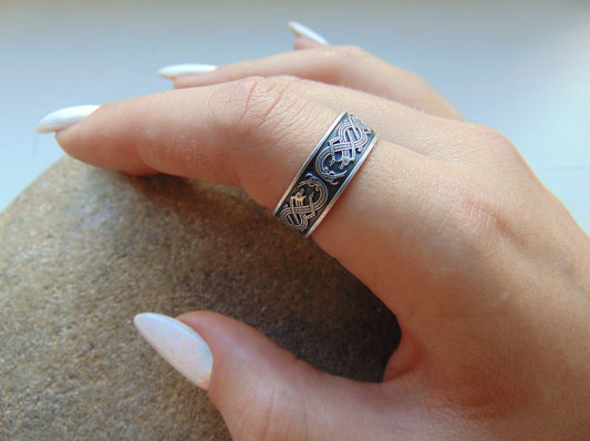 {{jewelry_for_geeks}} - {{ GameFanCraft}} Ring Silver Scandinavian ring with sea monsters