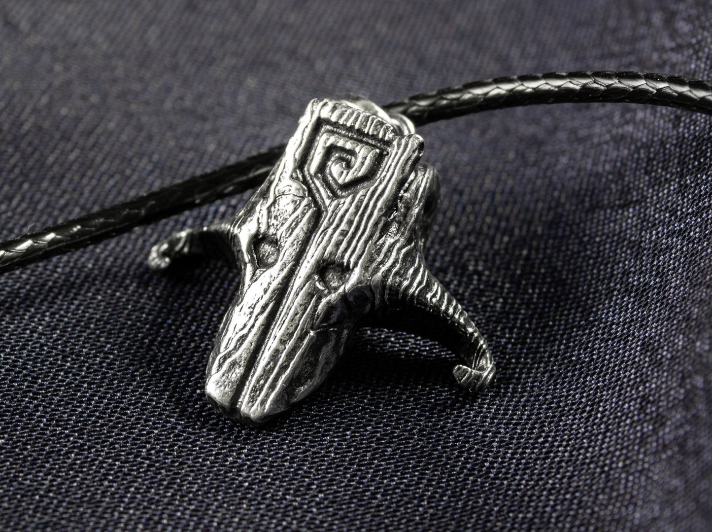 {{jewelry_for_geeks}} - {{ GameFanCraft}} Pendant Silver Dota 2 Juggernaut mask pendant