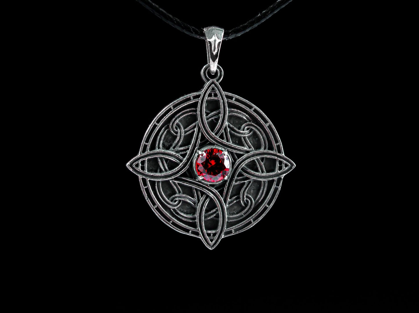 {{jewelry_for_geeks}} - {{ GameFanCraft}} Pendant Brass Amulet of Mara Pendant