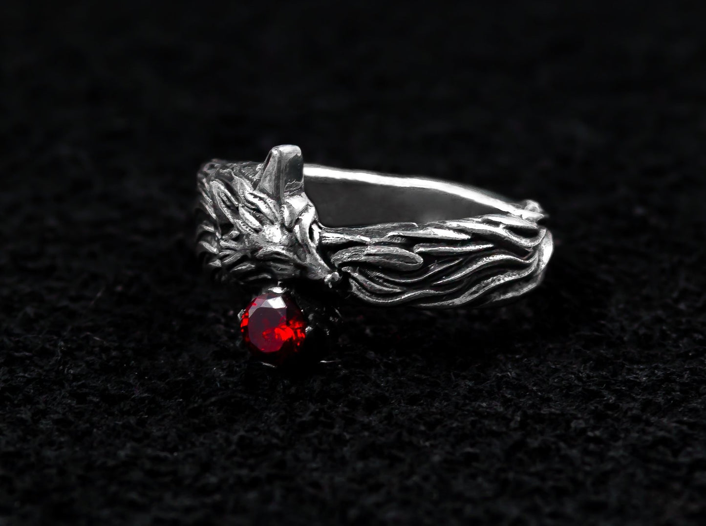 {{jewelry_for_geeks}} - {{ GameFanCraft}} Ring Silver Cute Sleeping Fox Ring