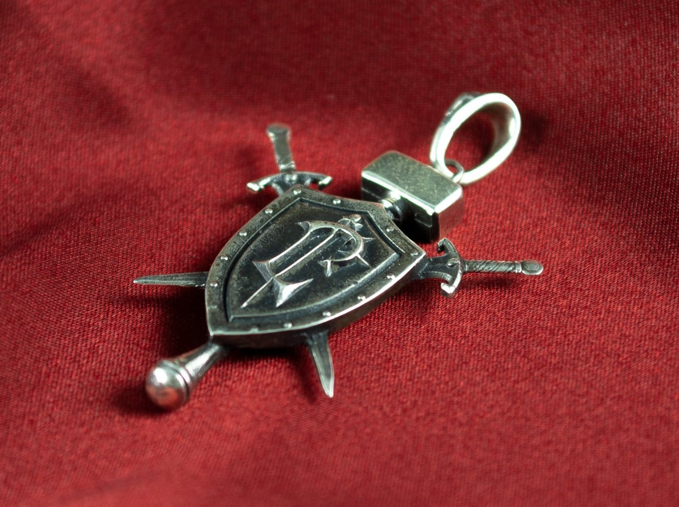 {{jewelry_for_geeks}} - {{ GameFanCraft}} Pendant Silver Lordaeron Shield Alliance Pendant
