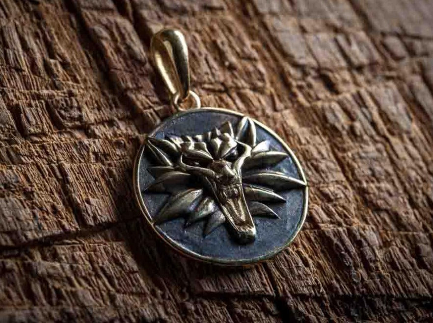 {{jewelry_for_geeks}} - {{ GameFanCraft}} Pendant Silver Witcher Wolf head medallion