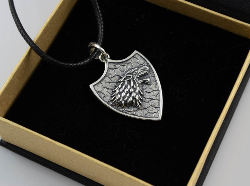 {{jewelry_for_geeks}} - {{ GameFanCraft}} Pendant Brass House Stark Wolf Head Pendant