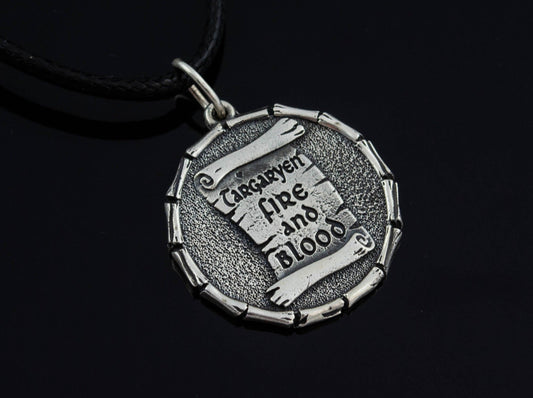 {{jewelry_for_geeks}} - {{ GameFanCraft}} Pendant Silver House Targaryen Dragon Pendant