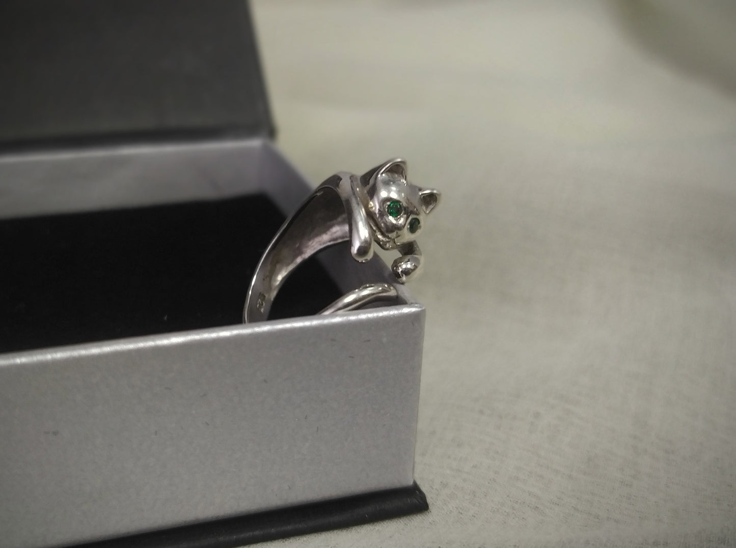 {{jewelry_for_geeks}} - {{ GameFanCraft}} Ring Silver Cat Ring with gemstones