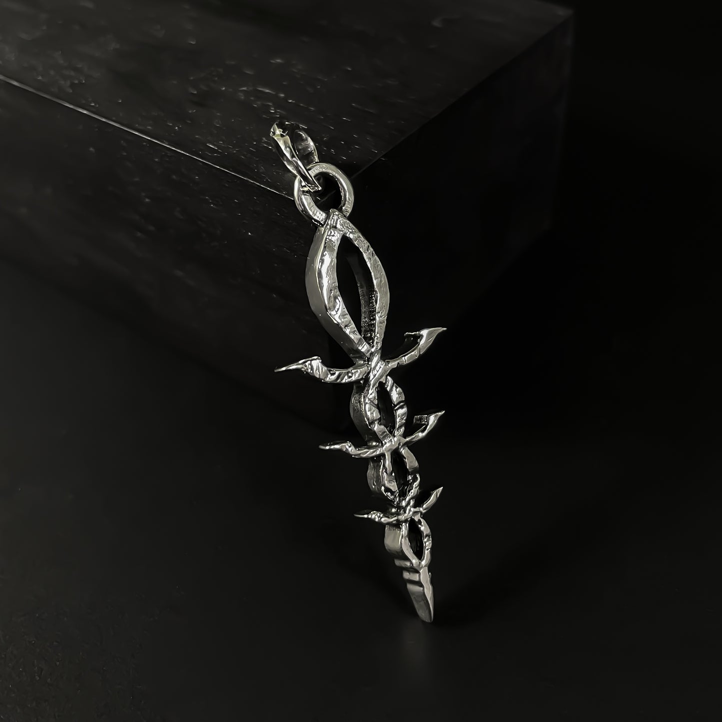 {{jewelry_for_geeks}} - {{ GameFanCraft}} Pendant Silver Bloodborne Hunter Byrgenwerth Oath Corruption Rune Necklace