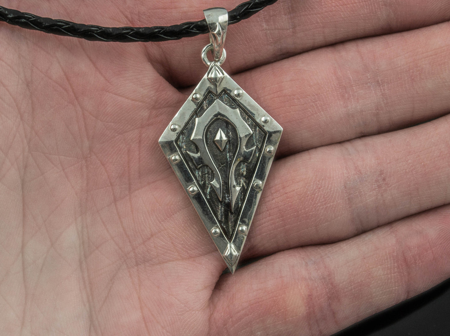 {{jewelry_for_geeks}} - {{ GameFanCraft}} Pendant Silver Warcraft Horde Symbol Pendant
