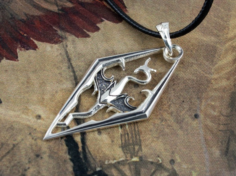 {{jewelry_for_geeks}} - {{ GameFanCraft}} Pendant Brass Imperial Dragon Pendant