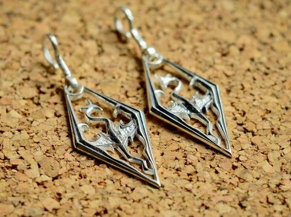 {{jewelry_for_geeks}} - {{ GameFanCraft}} Earrings Silver Elder Scrolls Imperial Dragon earrings