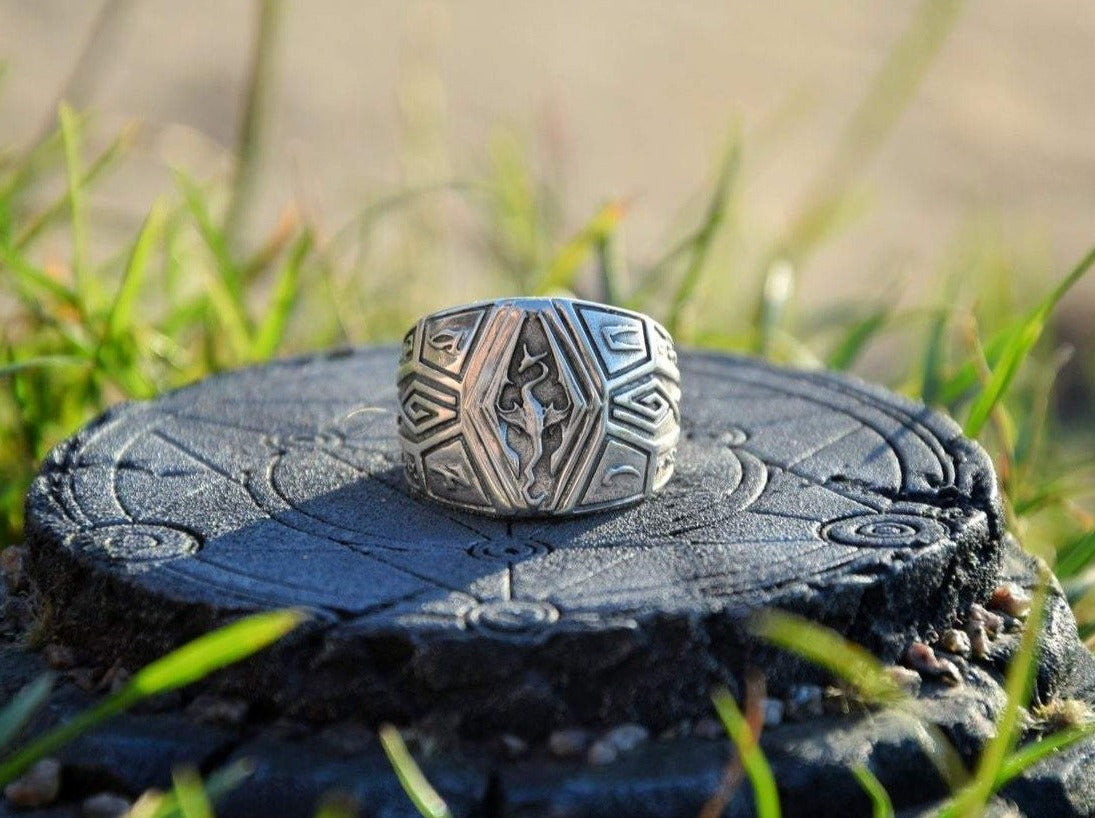 {{jewelry_for_geeks}} - {{ GameFanCraft}} Ring Silver Elder Scrolls Imperial Dragon ring with runes