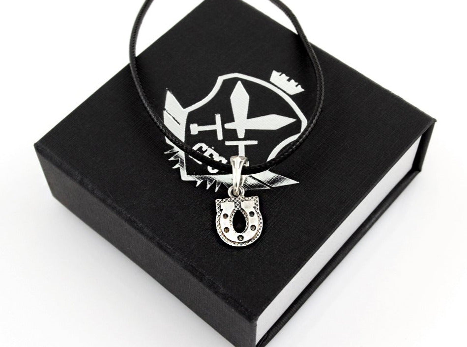{{jewelry_for_geeks}} - {{ GameFanCraft}} Pendant Silver Map Marker Horseshoe LARP Pendant