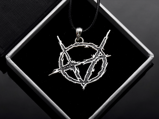 {{jewelry_for_geeks}} - {{ GameFanCraft}} Pendant Silver Brujah Clan pendant