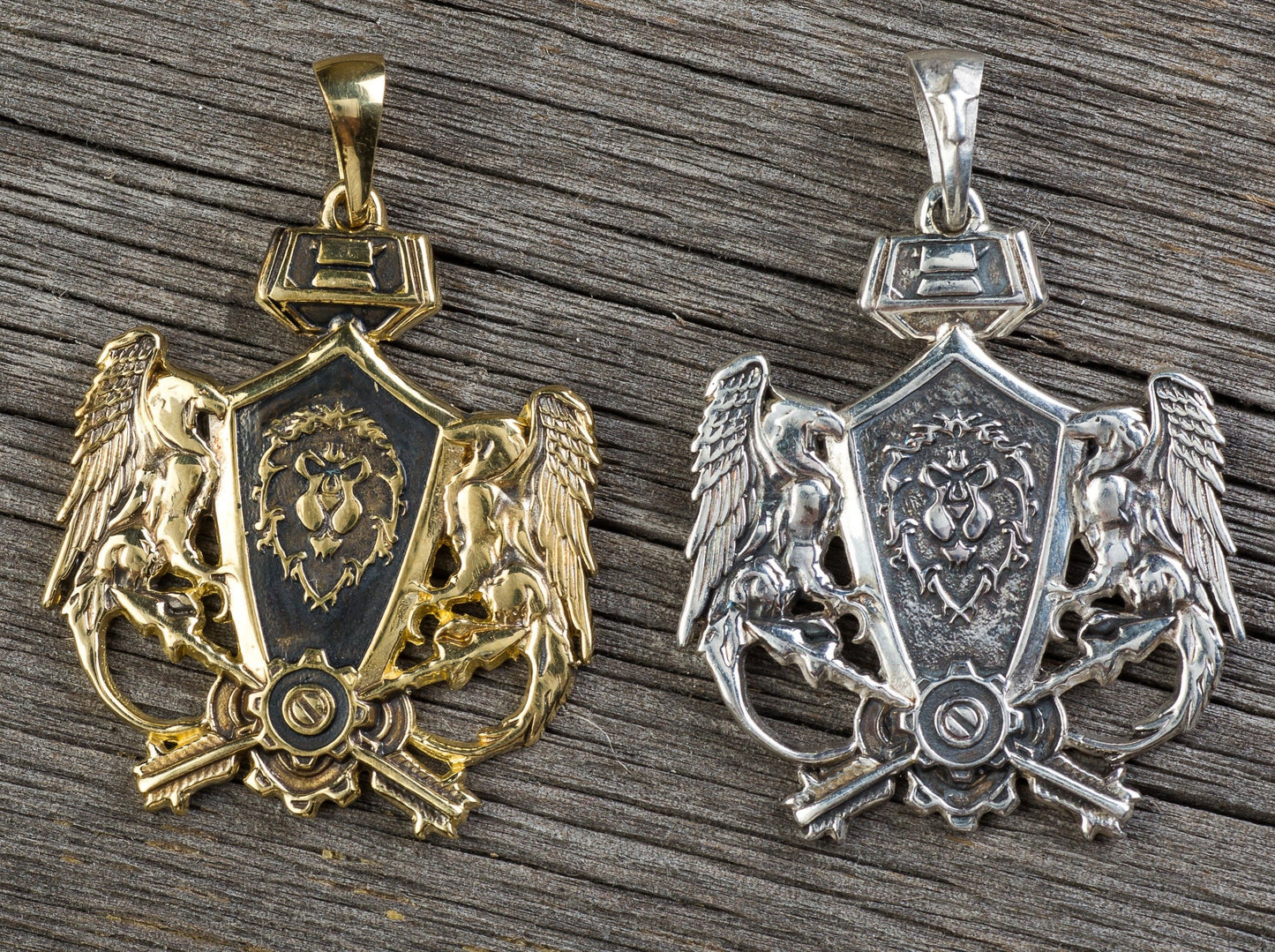 {{jewelry_for_geeks}} - {{ GameFanCraft}} Pendant Silver Alliance Pendant from the World of Warcraft