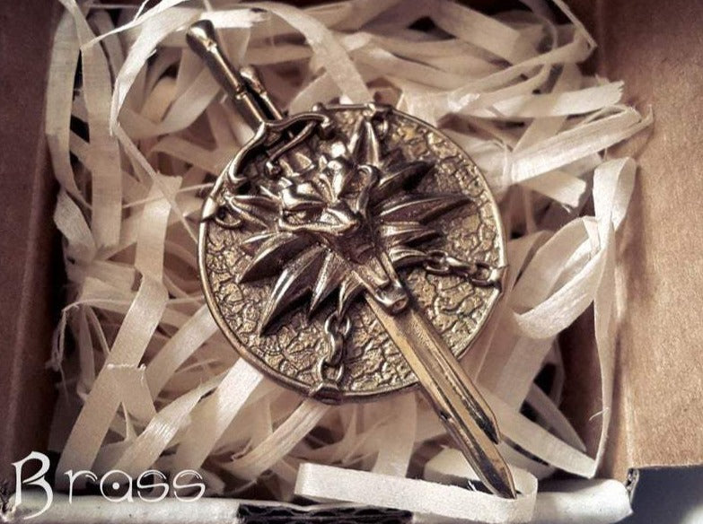 {{jewelry_for_geeks}} - {{ GameFanCraft}} Pendant Silver Witcher Wolf Head Pendant with Swords