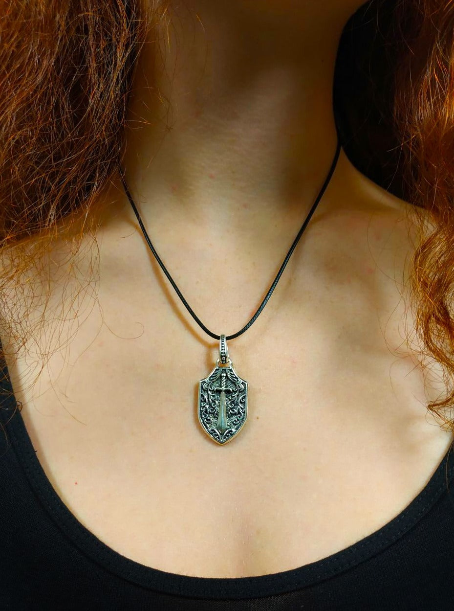{{jewelry_for_geeks}} - {{ GameFanCraft}} Pendant Silver Gothic Brutal Pendant with skull and sword