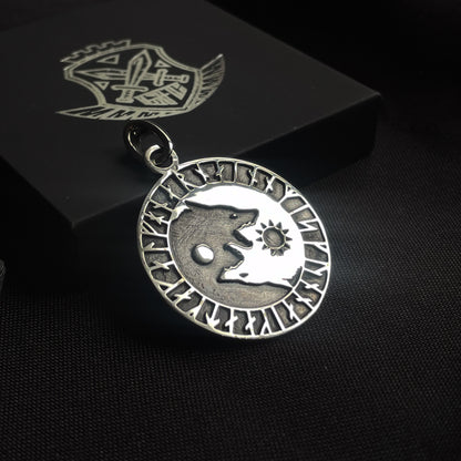 Sterling Silver Scandinavian Wolves Pendant