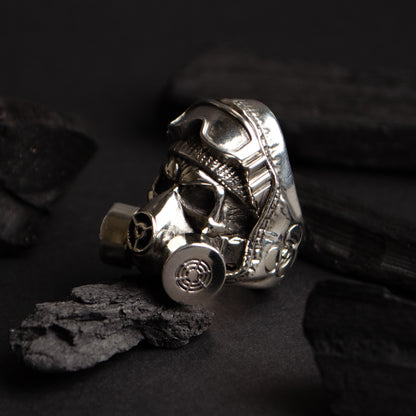 Sterling silver gas mask skull ring