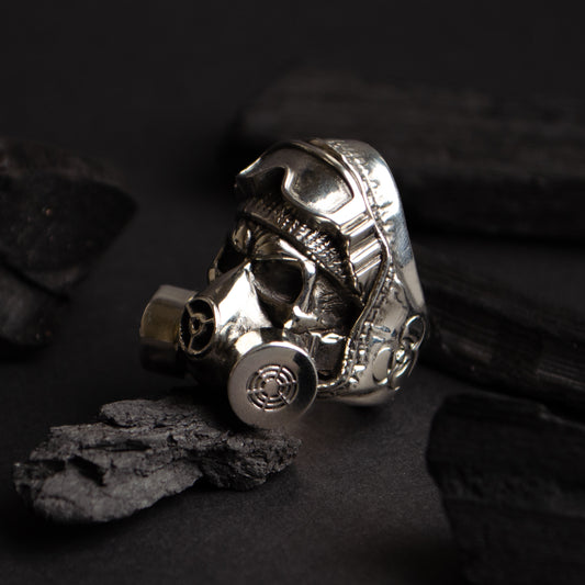 Sterling silver gas mask skull ring