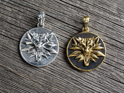{{jewelry_for_geeks}} - {{ GameFanCraft}} Pendant Silver Witcher Wolf head medallion