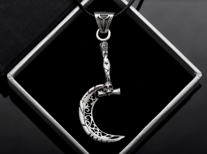 {{jewelry_for_geeks}} - {{ GameFanCraft}} Pendant Silver Jargal Sickle