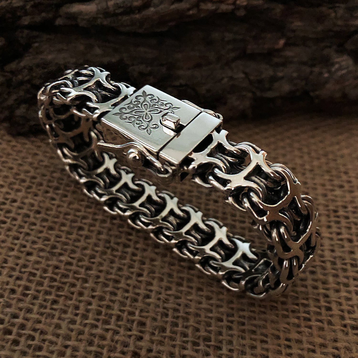 {{jewelry_for_geeks}} - {{ GameFanCraft}} Bracelet Silver bracelet "Ramses"