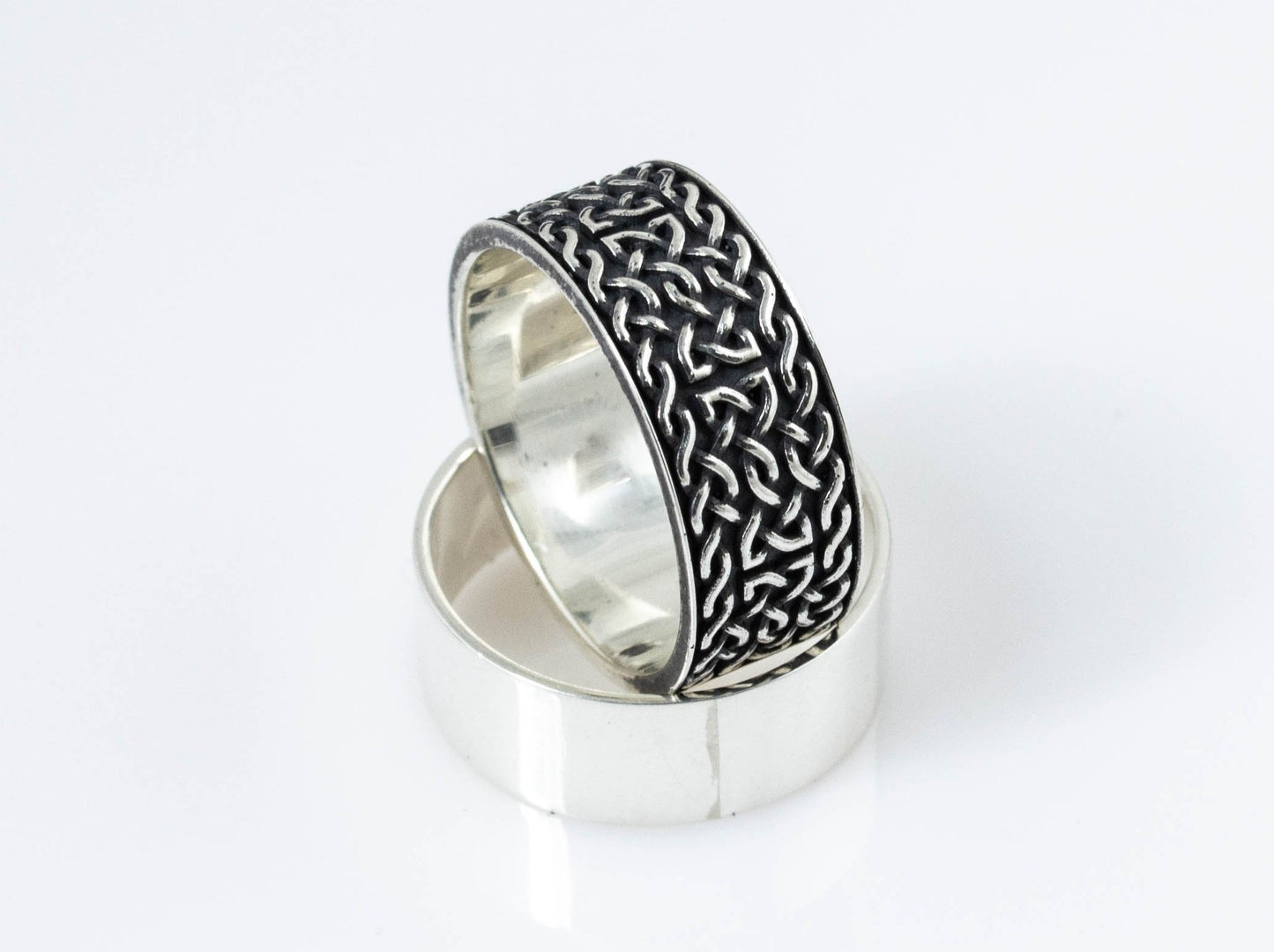 {{jewelry_for_geeks}} - {{ GameFanCraft}} Ring Silver Celtic Knot Triquetra Ring