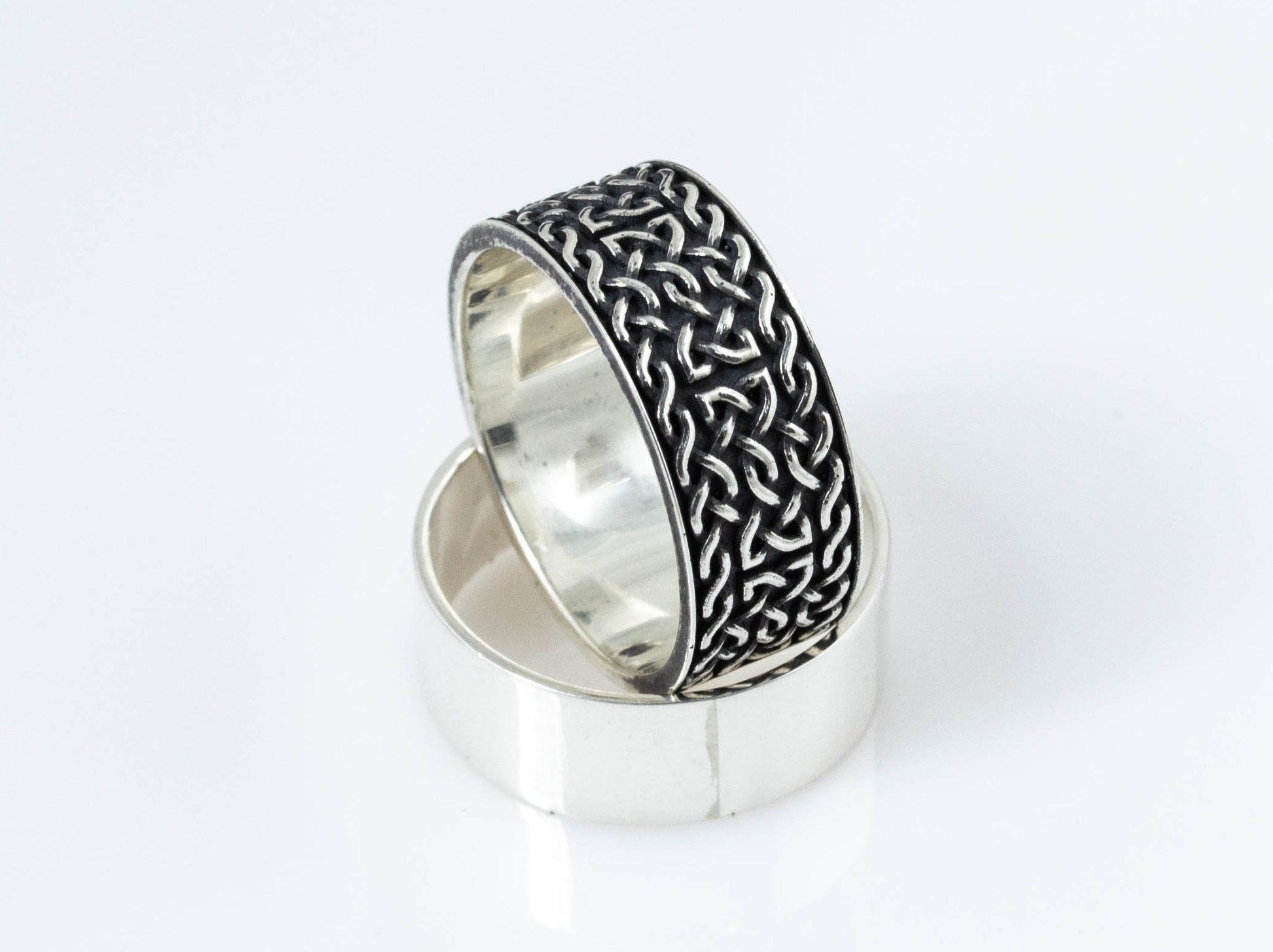 {{jewelry_for_geeks}} - {{ GameFanCraft}} Ring Silver Celtic Knot Triquetra Ring