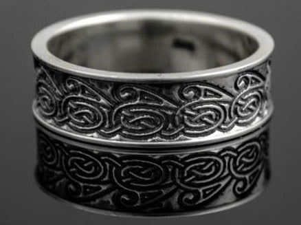 {{jewelry_for_geeks}} - {{ GameFanCraft}} Ring Silver Scandinavian ring with dark sea waves