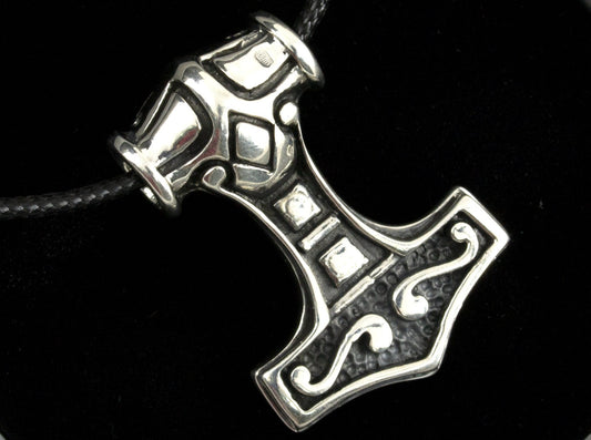 {{jewelry_for_geeks}} - {{ GameFanCraft}} Pendant Silver Viking's Thor's Hammer (Mjolnir) Pendant