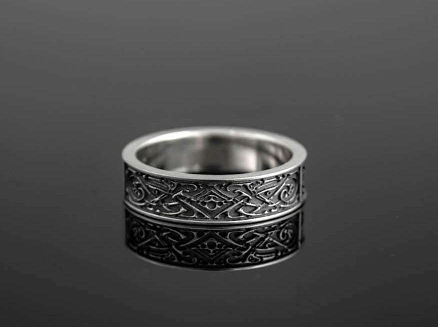 {{jewelry_for_geeks}} - {{ GameFanCraft}} Ring Silver Scandinavian ring with runes Tiwaz and Berkana
