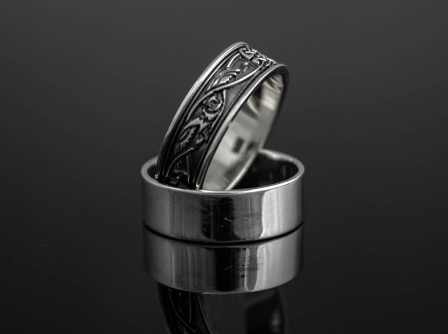 {{jewelry_for_geeks}} - {{ GameFanCraft}} Ring Silver Scandinavian ring with animal and plant motifs
