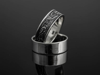 {{jewelry_for_geeks}} - {{ GameFanCraft}} Ring Silver Scandinavian ring with animal and plant motifs