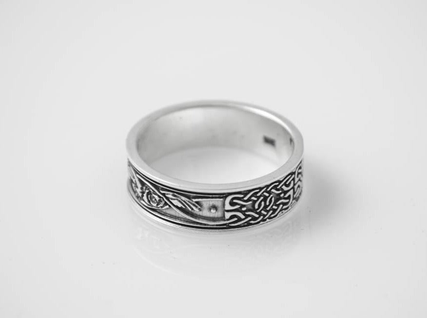 {{jewelry_for_geeks}} - {{ GameFanCraft}} Ring Silver Scandinavian ring with animal and plant motifs