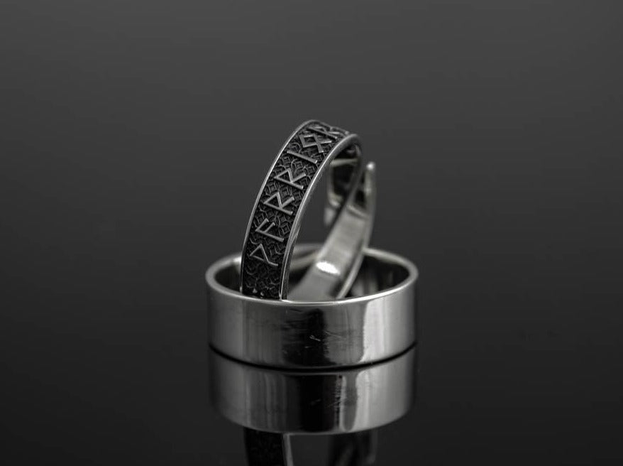 {{jewelry_for_geeks}} - {{ GameFanCraft}} Ring Silver ring with Scandinavian runes