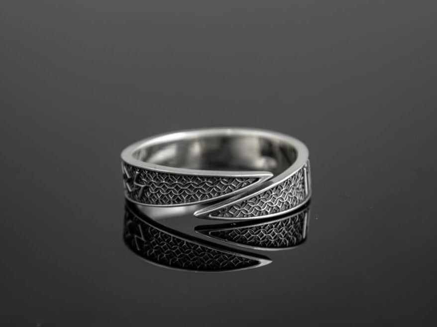 {{jewelry_for_geeks}} - {{ GameFanCraft}} Ring Silver ring with Scandinavian runes