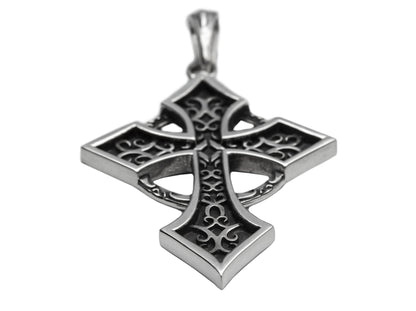 {{jewelry_for_geeks}} - {{ GameFanCraft}} Pendant Silver Celtic cross pendant
