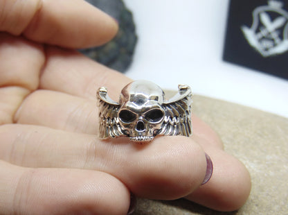 {{jewelry_for_geeks}} - {{ GameFanCraft}} Ring Silver Winged skull ring