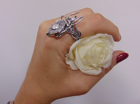 {{jewelry_for_geeks}} - {{ GameFanCraft}} Ring Silver Scarab openable ring with secret space